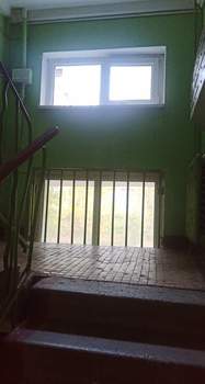 2-к квартира, вторичка, 42м2, 1/5 этаж