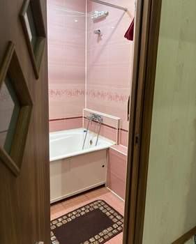 2-к квартира, вторичка, 61м2, 9/17 этаж