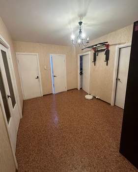 3-к квартира, вторичка, 88м2, 1/17 этаж