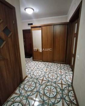 2-к квартира, вторичка, 61м2, 9/17 этаж