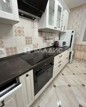 2-к квартира, вторичка, 55м2, 11/17 этаж