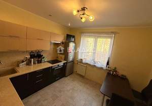 2-к квартира, вторичка, 60м2, 10/14 этаж