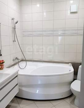 3-к квартира, вторичка, 75м2, 3/3 этаж