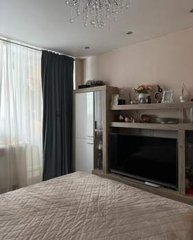 3-к квартира, вторичка, 65м2, 11/17 этаж