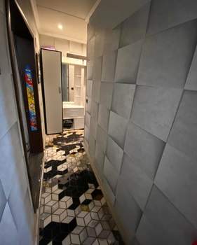 2-к квартира, вторичка, 43м2, 1/4 этаж