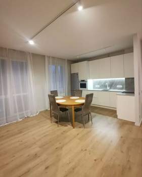 2-к квартира, вторичка, 58м2, 13/17 этаж