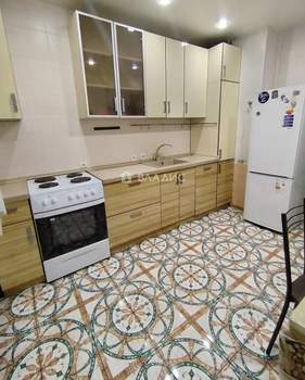 2-к квартира, вторичка, 61м2, 9/17 этаж