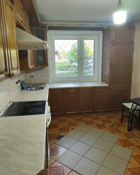 2-к квартира, вторичка, 74м2, 1/16 этаж