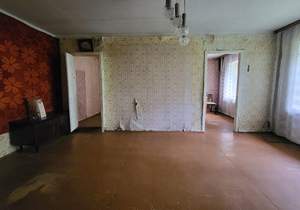 2-к квартира, вторичка, 42м2, 1/5 этаж
