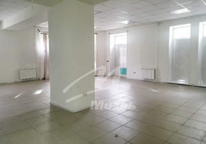3-к квартира, вторичка, 72м2, 1/3 этаж
