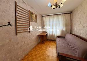 4-к квартира, вторичка, 72м2, 2/9 этаж