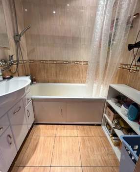 3-к квартира, вторичка, 66м2, 9/9 этаж